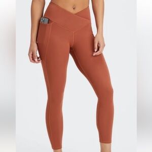 Fabletics Pure-Luxe High Waisted Oasis Crossover 7/8 Legging Size S